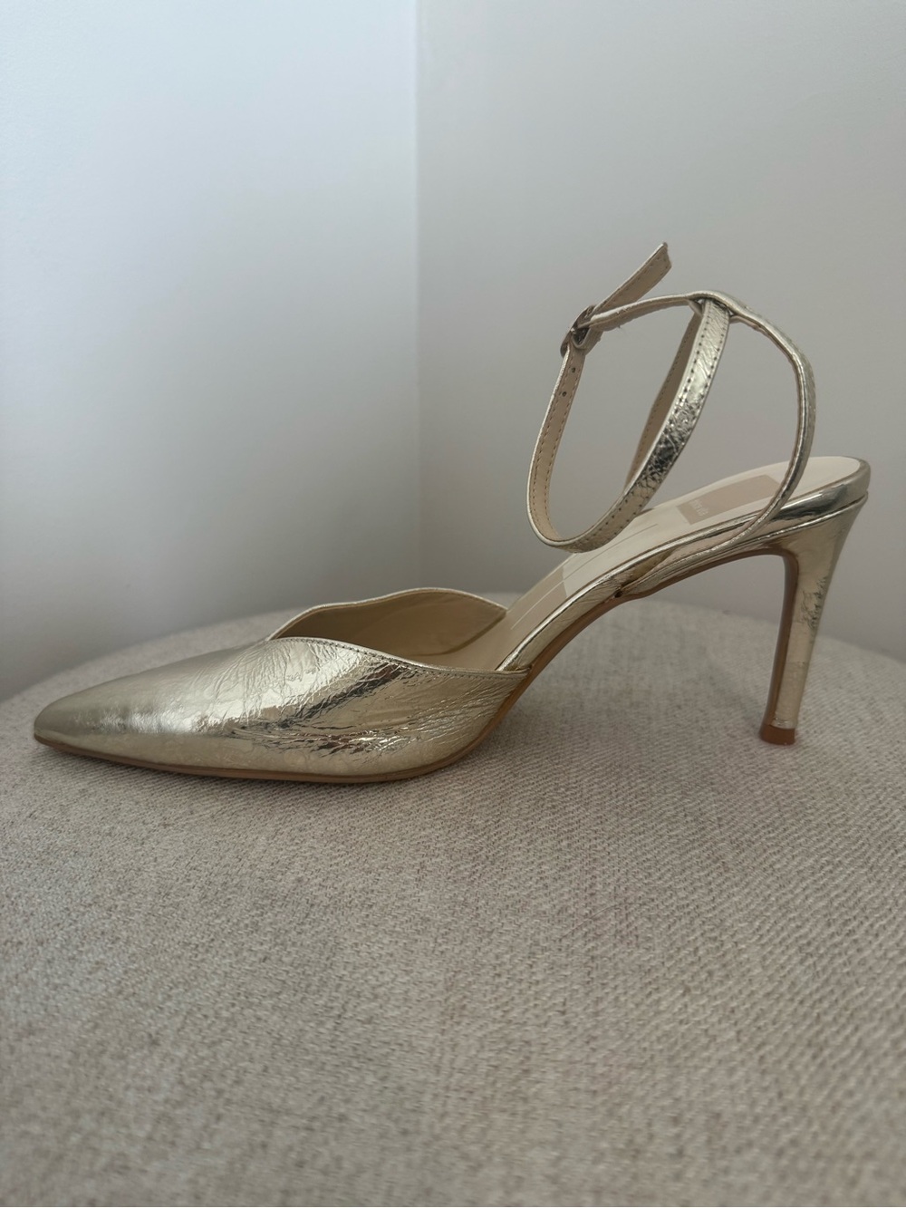 Dolce Vita Gold Metallic Keisha Ankle Strap Pumps (size 8.5) - Picture 7 of 10